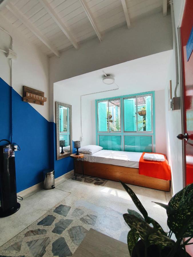 La Playa Hostel & Rooftop Меделин Екстериор снимка